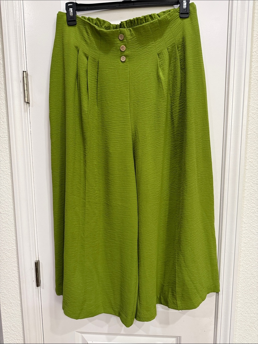 Jules & Leopold Olive Green Wide-Leg Culotte Pants